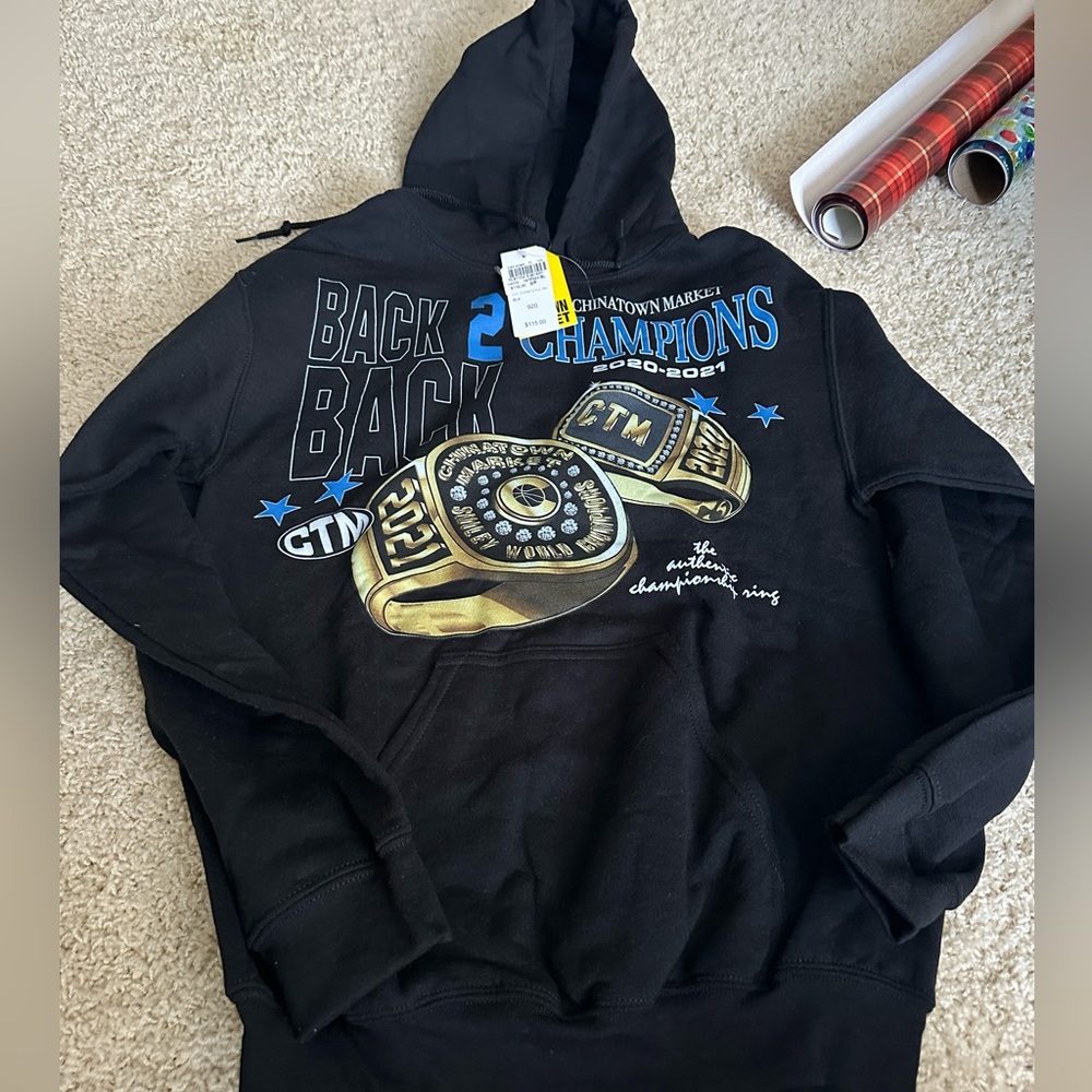 NWT Chinatown Market Hoodie. Size Small